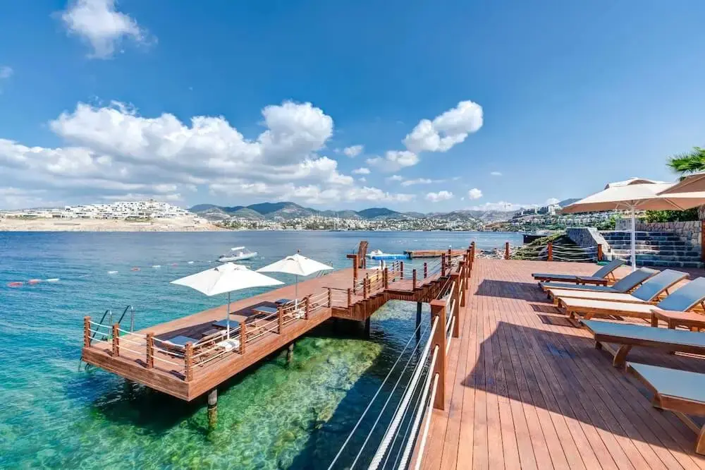 Water jetty